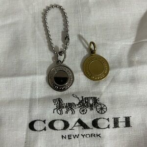 Coach Metallic hang tags. Silver/Gold